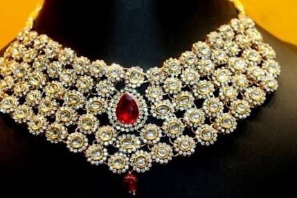 Malhotra artificial jewellery logo