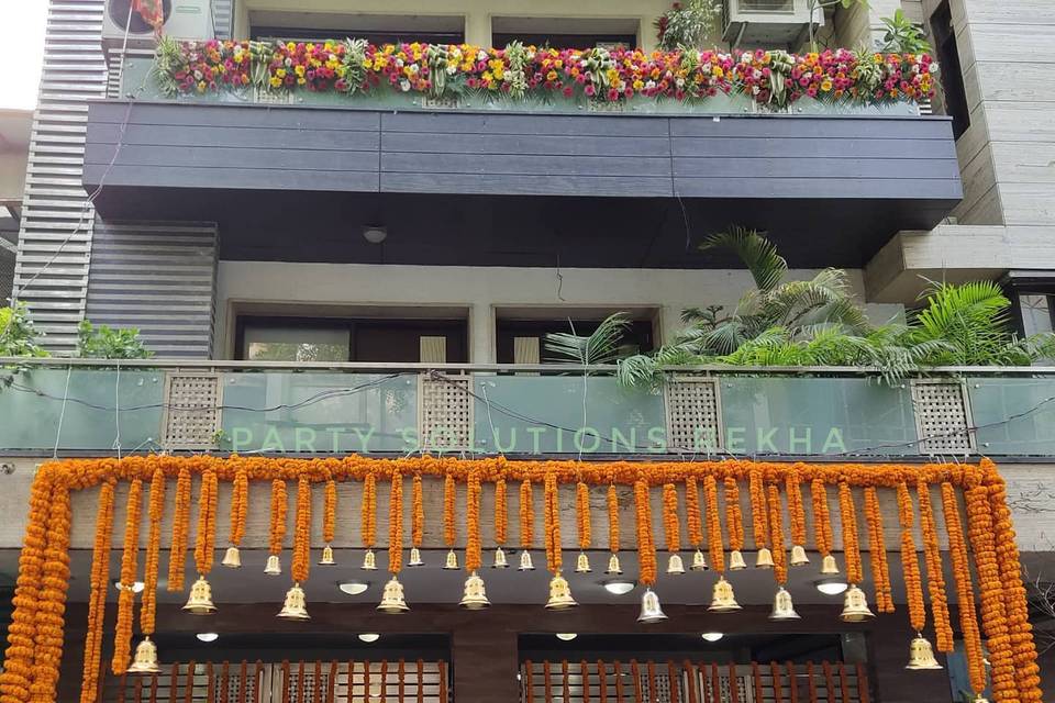 Floral decor
