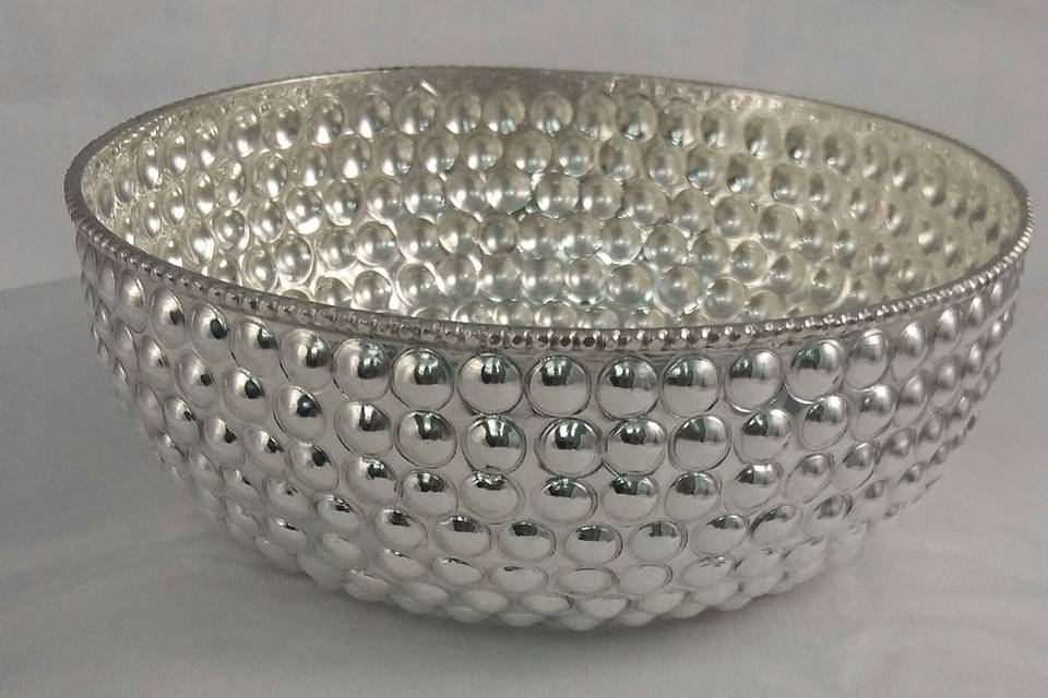 Pure silver curving bowl