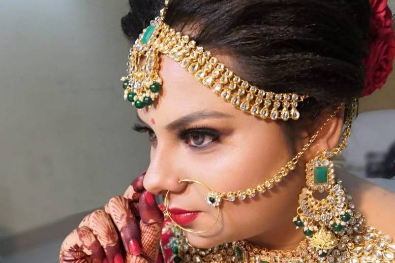 Bridal makeup