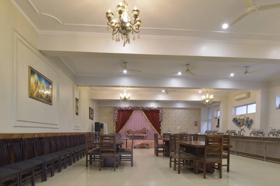 Banquet hall