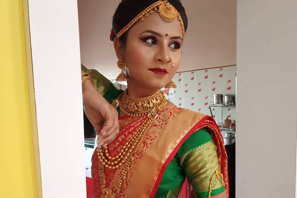 Simple Muhurtam Look For Dusky Skin Tone Bride Makeup and Hairstyle   YouTube
