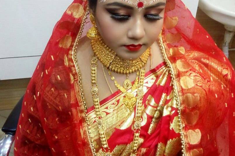 Bridal makeup