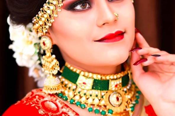 Bridal makeup