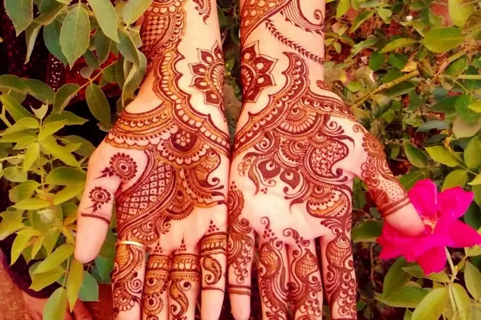 Engagement mehandi | Engagement mehndi designs, New bridal mehndi designs,  Mehandi designs