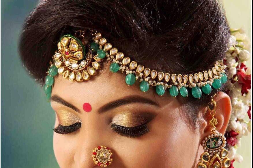 Hinal Shah Makeup, Thane