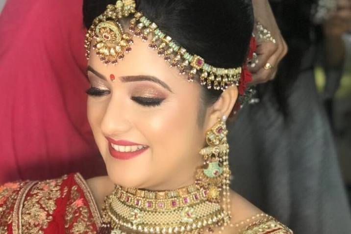 Bridal makeup