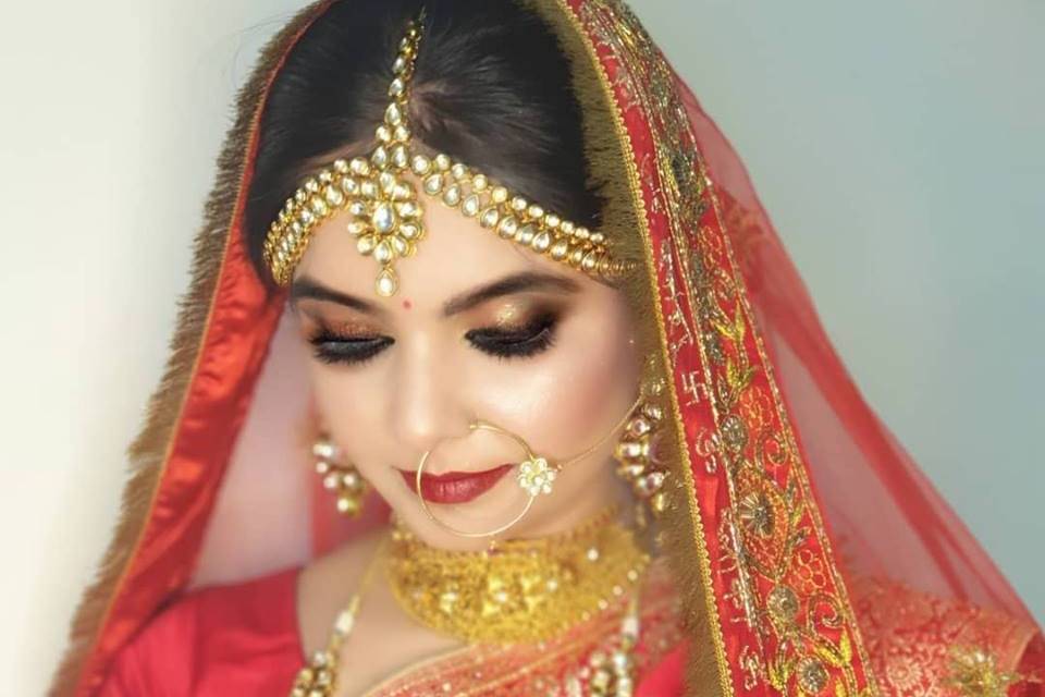 Bridal makeup