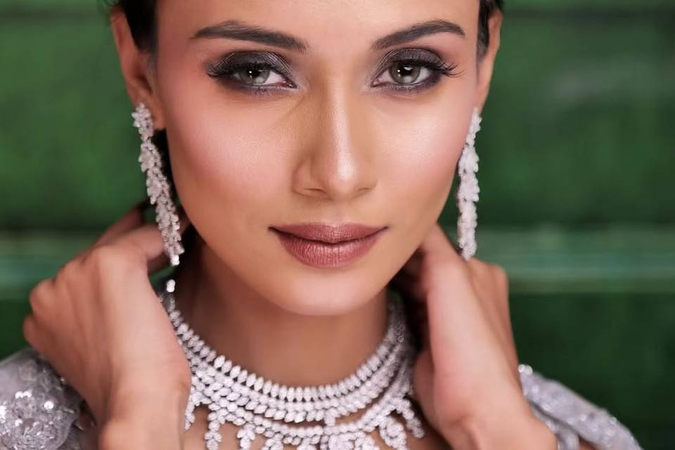 Glam Makeup
