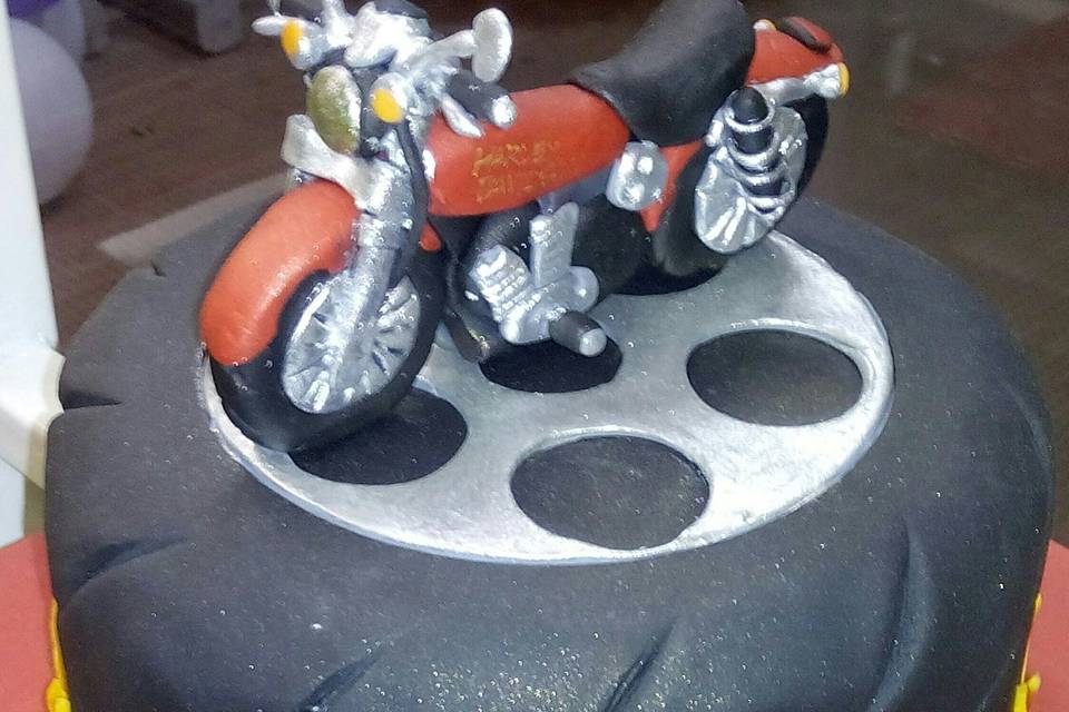 Bike cake