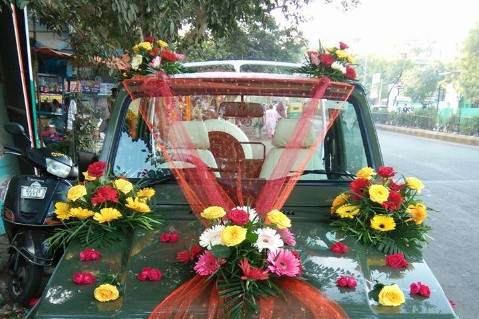 Car floral decor