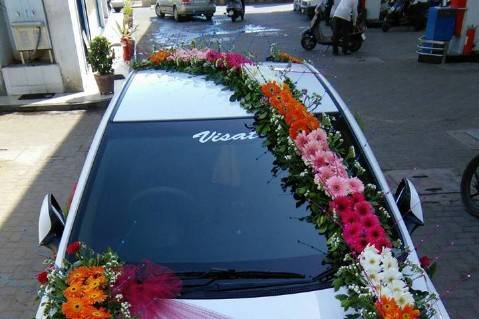 Car floral decor