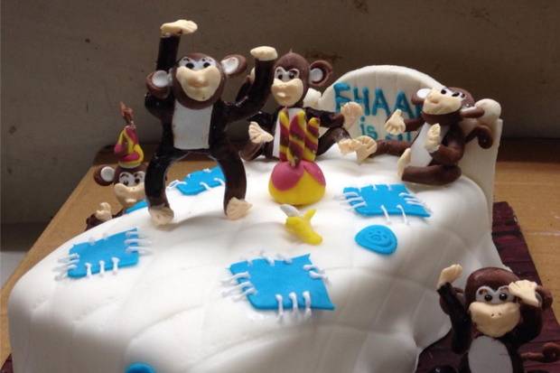 Customized cakes