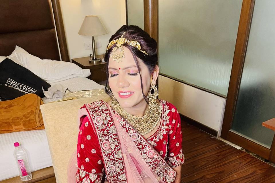 Bridal makeup