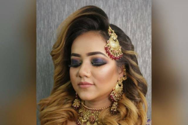 Party makeup