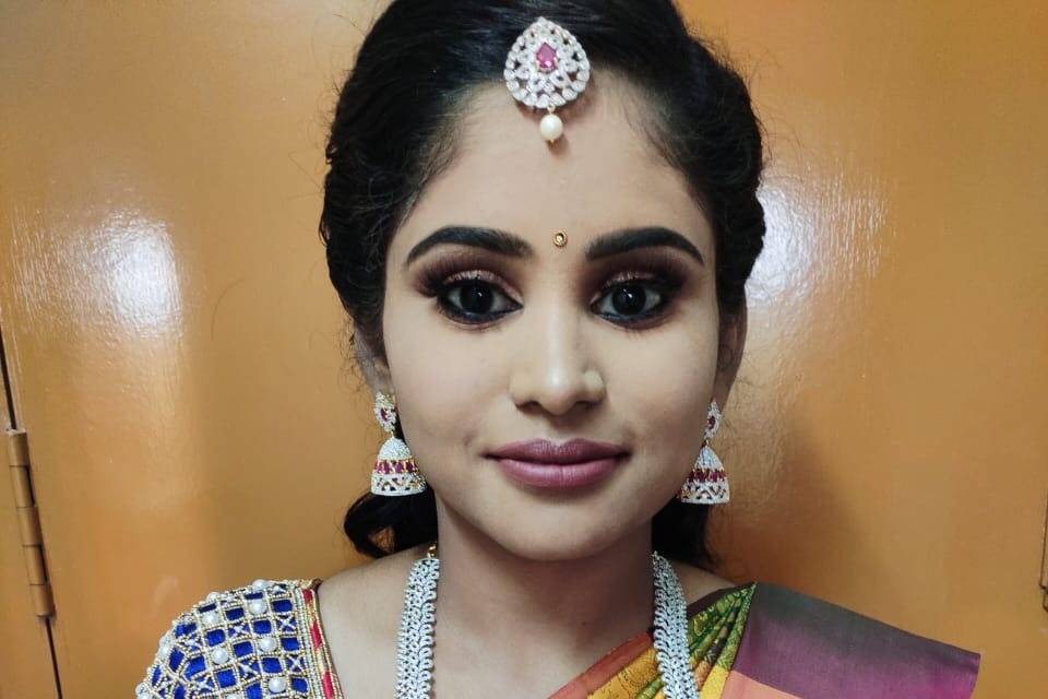 Makeup Artist Karthika, Coimbatore