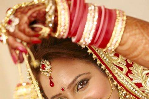 Bridal makeup