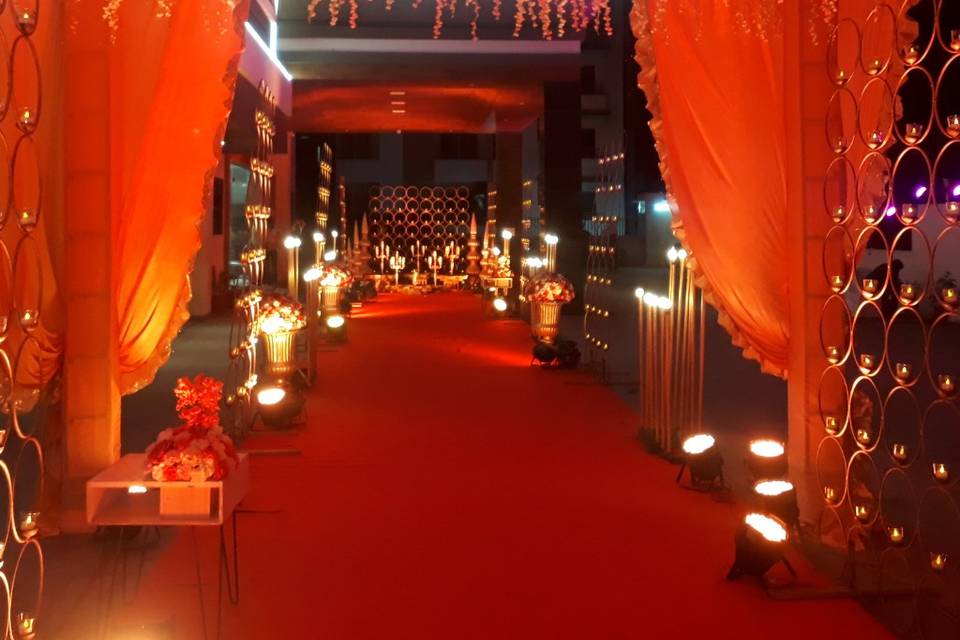 Passage Decor