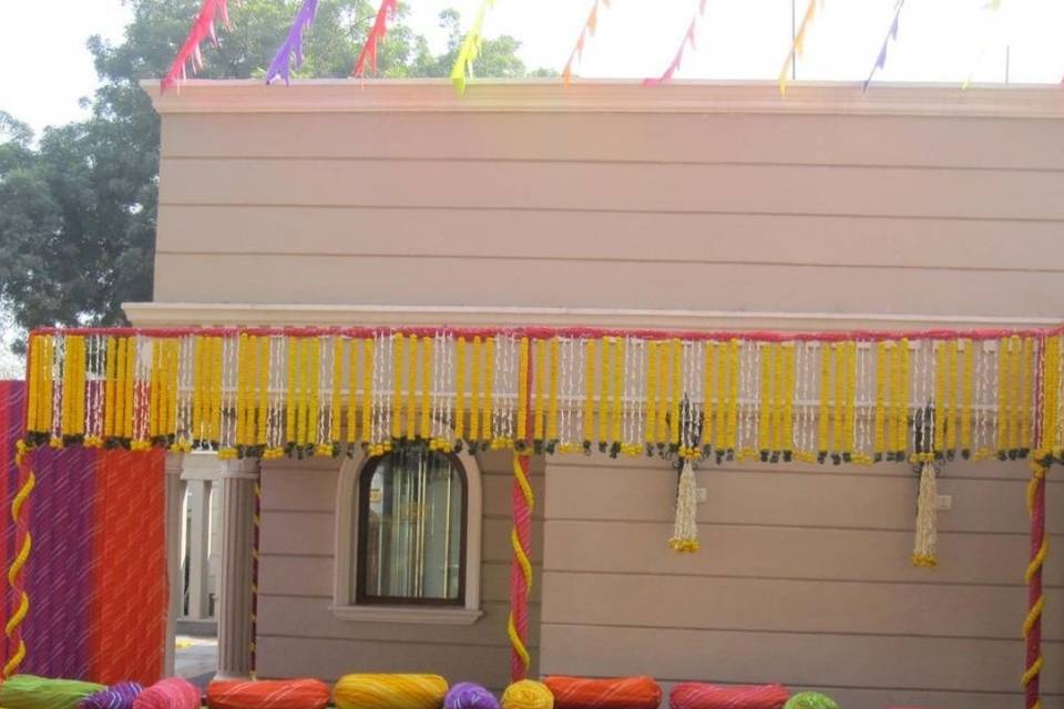 Mahendi Decor