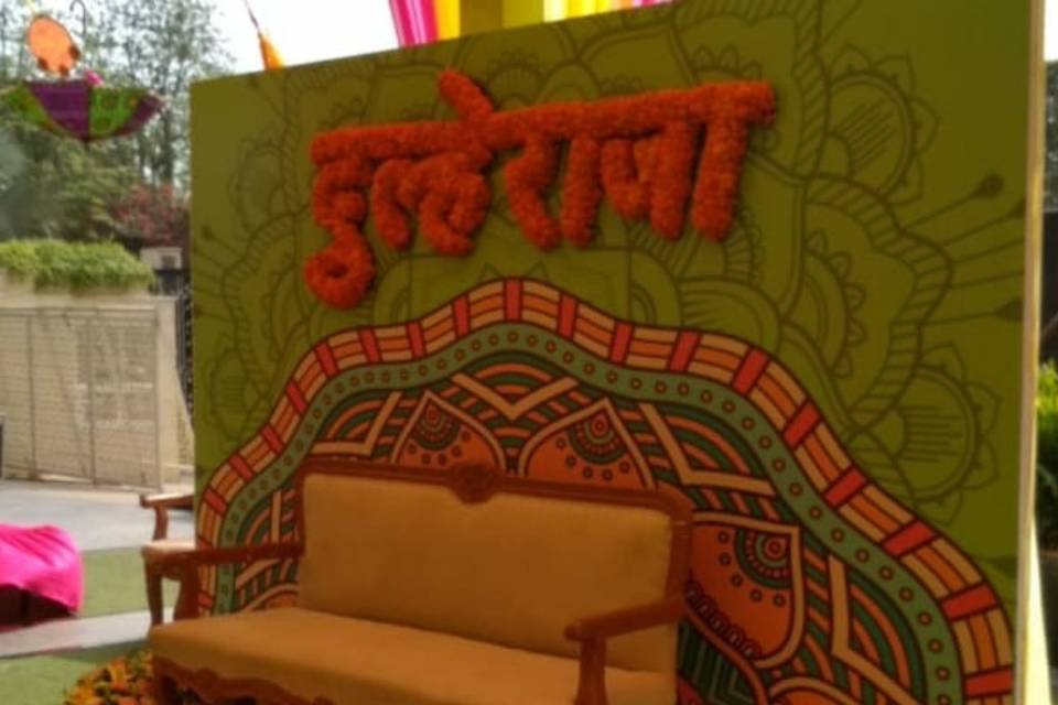 Groom Stage