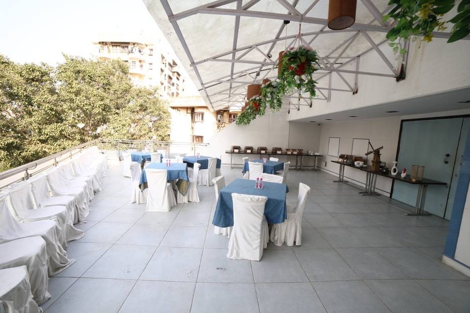 Banquet hall