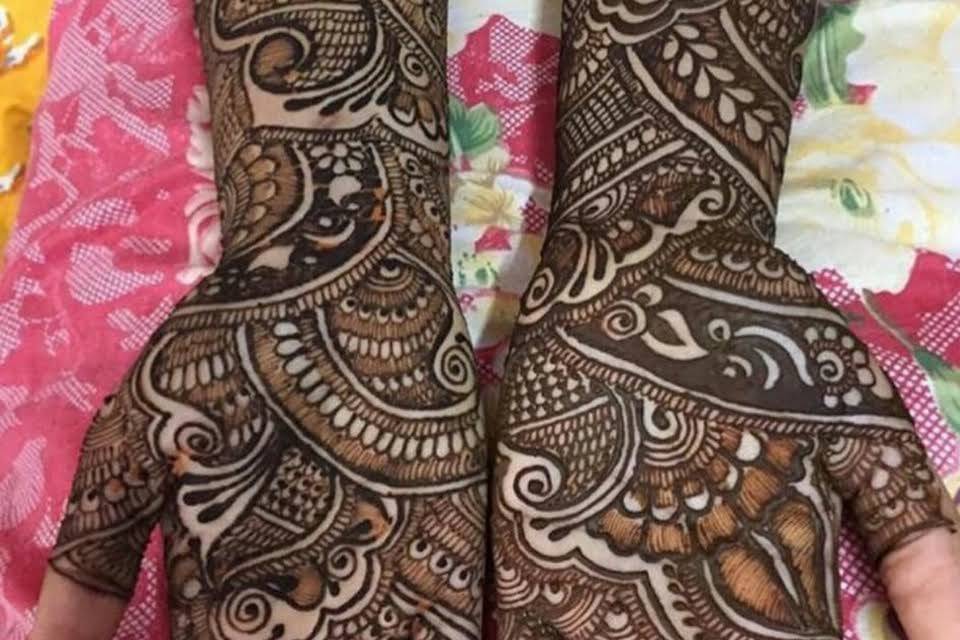 Designer Mehndi