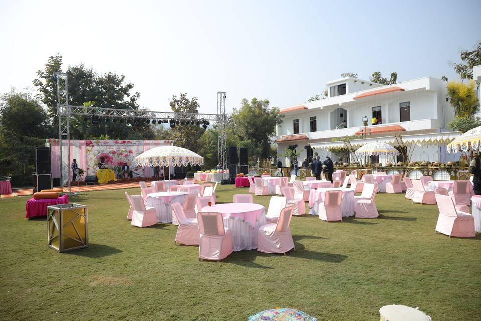 Lawns for Festivities