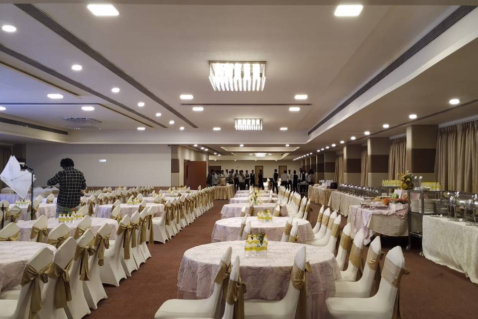 Banquet hall