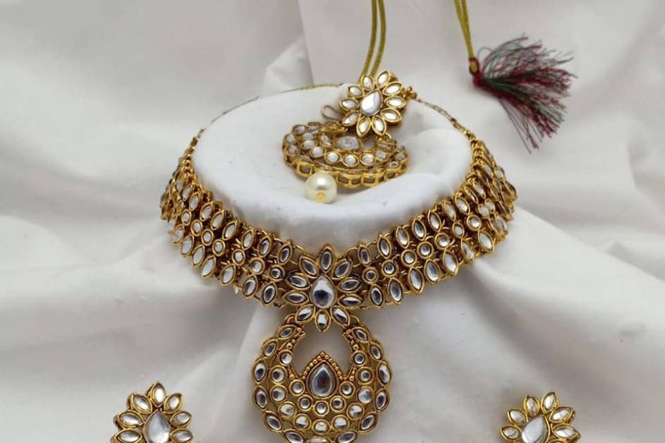 Bridal jewellery