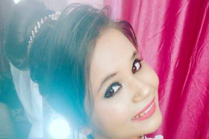 Divya Babhoota Makeup Artist, Lajpat Nagar