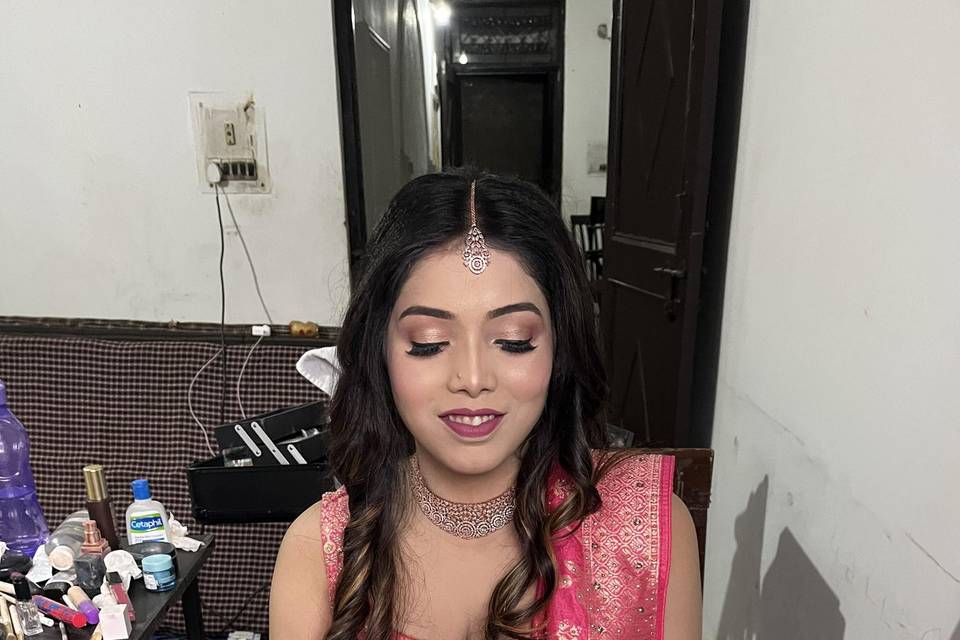 Himani Bhandula Makeup Artist