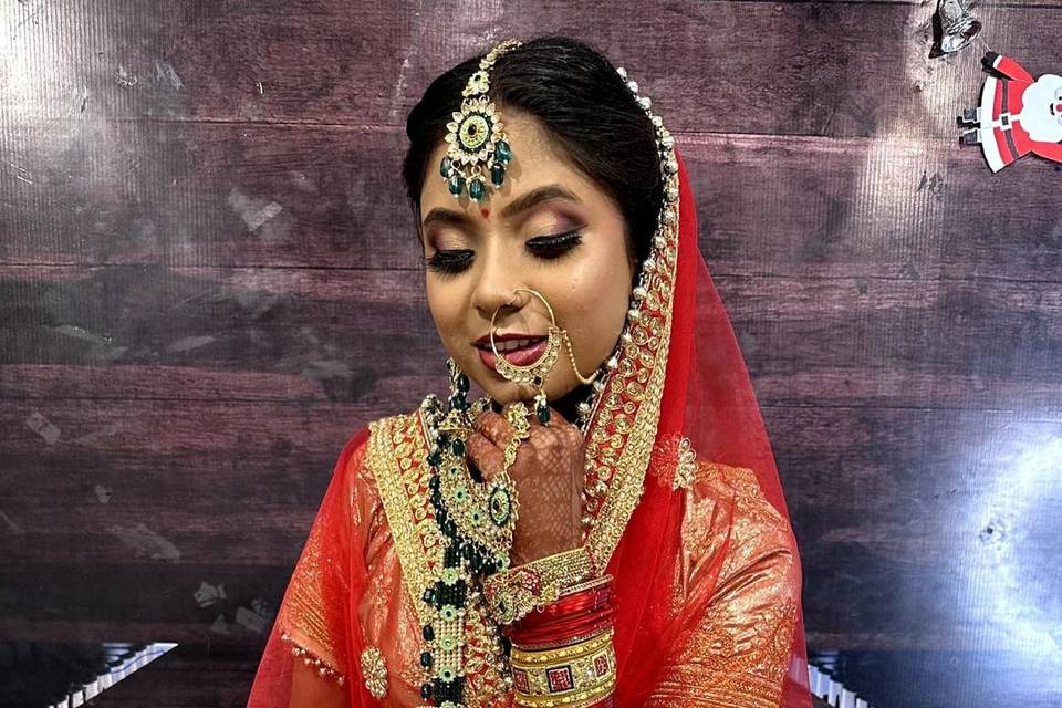 Bridal makeup