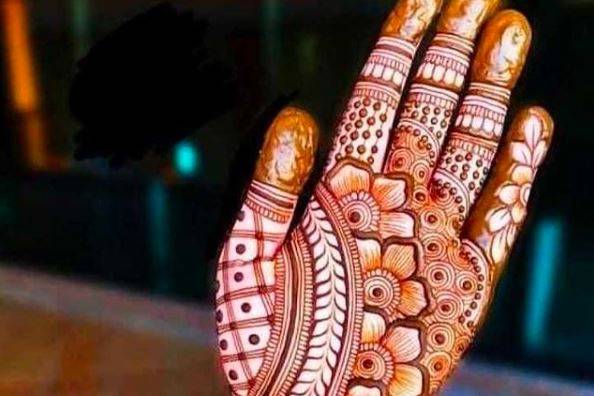 Bhuvisri Bridal Mehandi Artist, Tiruvarur