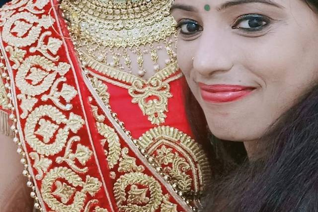 Party makeup