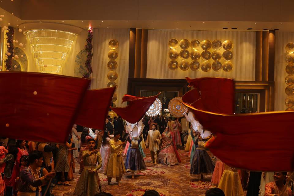 Groom entry