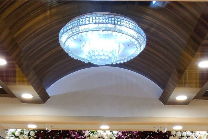Royal Garden Resort