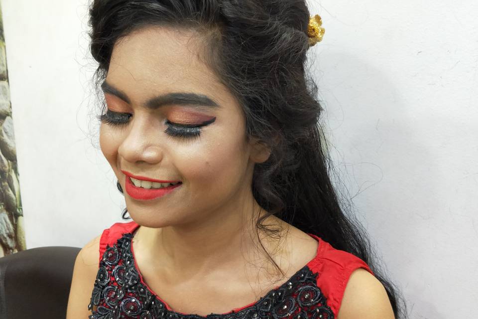 Bansari Beauty Parlour, Thane
