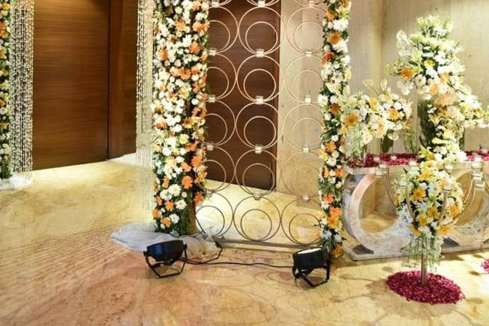 Entrance decor