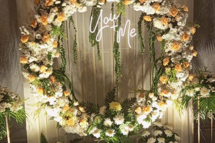 Entrance decor