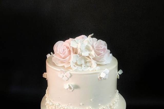 BNB W093 - Tomorrow Delivery Couple Topper Wedding Cake - Berry n Blossom