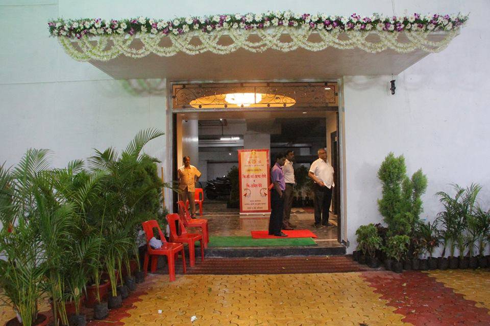 Entrance decor