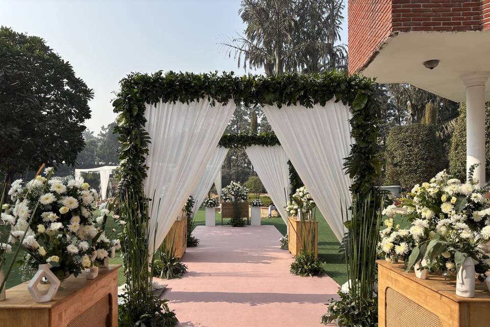 Entrance Decor