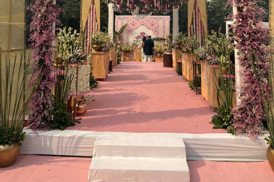 Entrance Decor
