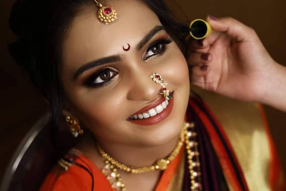 Bridal Makeup Artist Kriti B