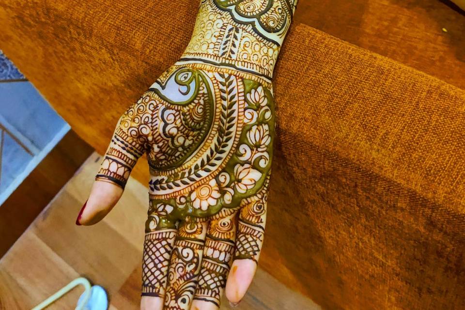 Madhubani bridal mehandi