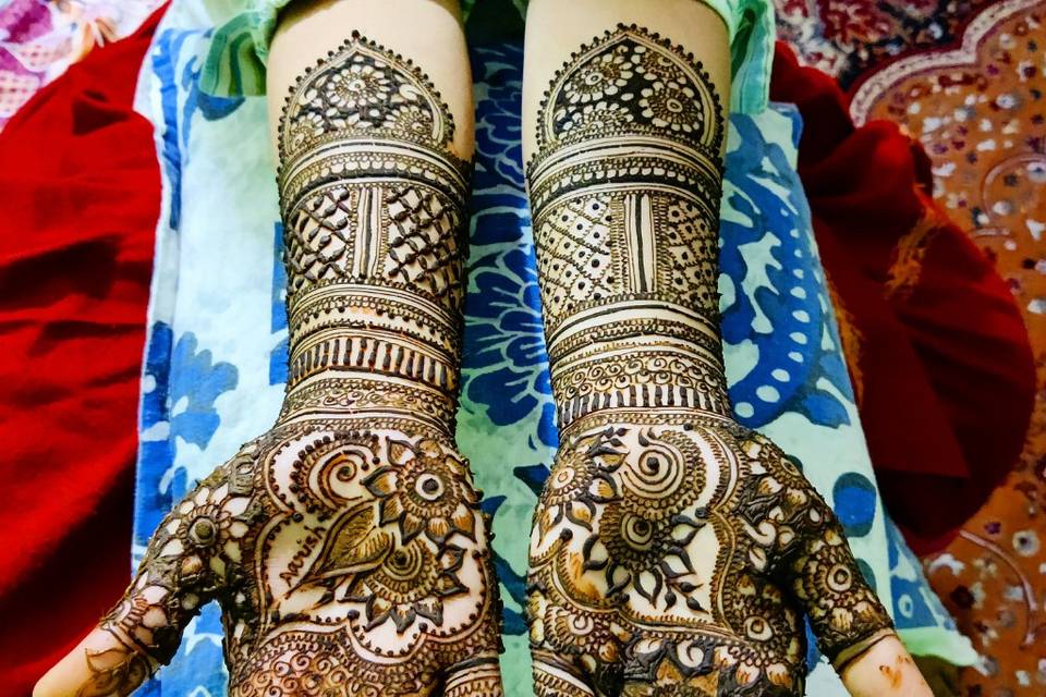 Muslin engagement mehndi