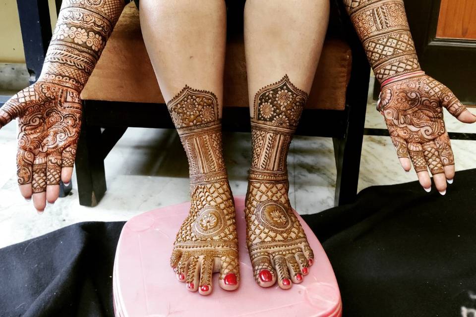 Sumita bridal mehndi