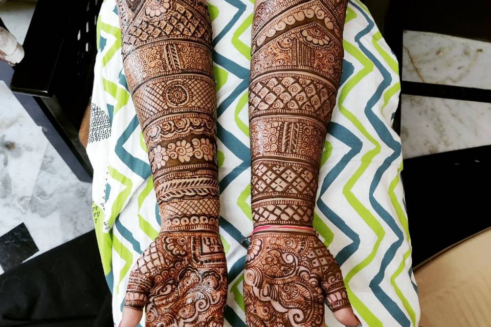 Sumita bridal mehndi