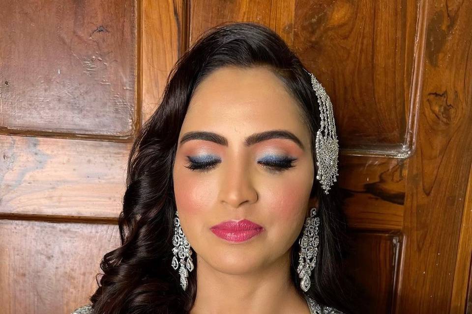 Makeupbyapurva