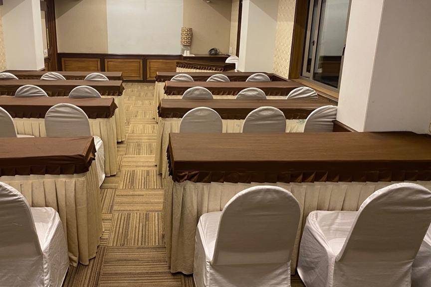 Banquet hall upto 50 pax